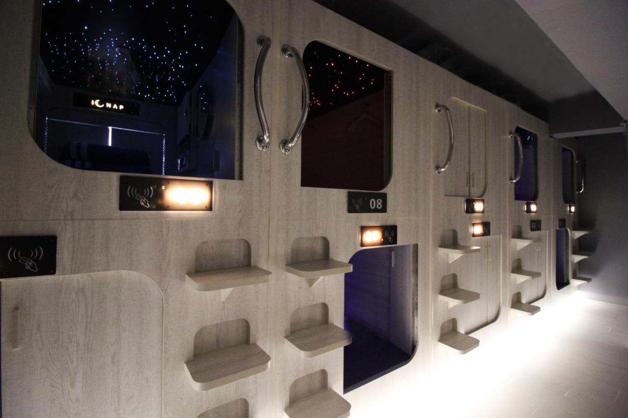 L'Etoile De Mer Mong Kok - Capsule Hotel Цзюлун Экстерьер фото
