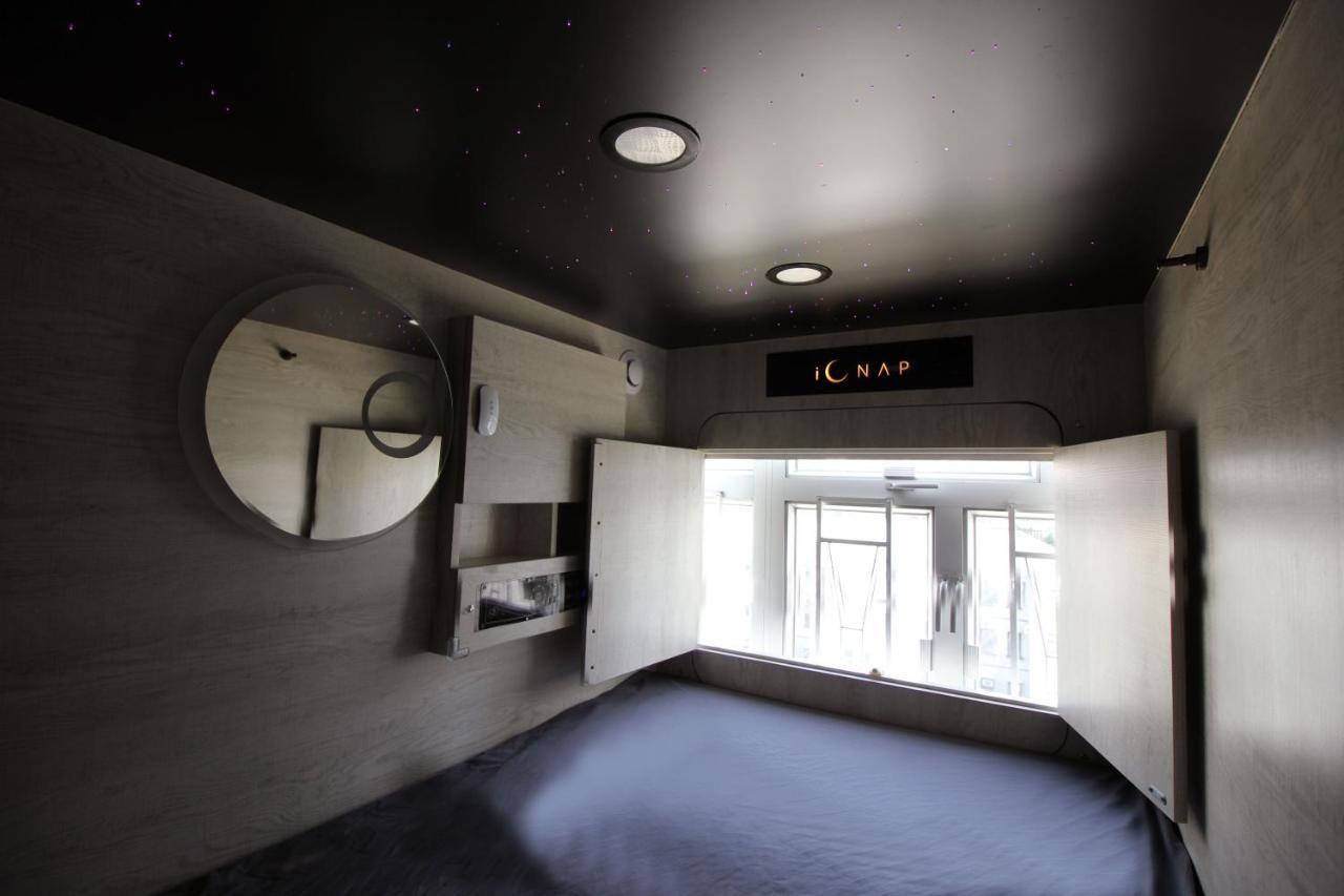L'Etoile De Mer Mong Kok - Capsule Hotel Цзюлун Экстерьер фото